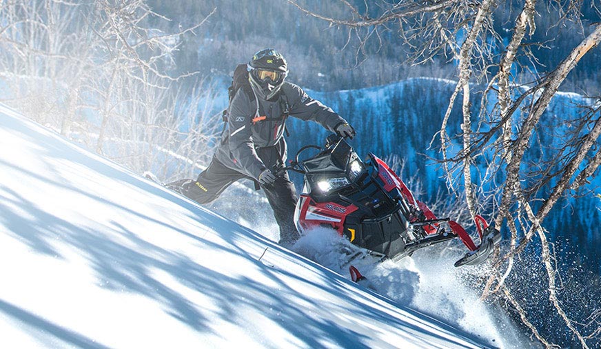 jazda skuterem snieznym w górach